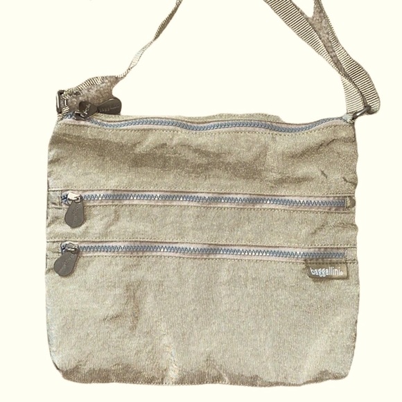 Baggallini Zipper Adjustable Crossbody Travel Bag, Champagne Color - Picture 1 of 11